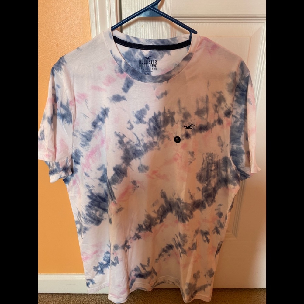 Hollister XL brand new shirt